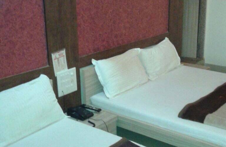 Hotel Roopalee Palace, Ambaji 2